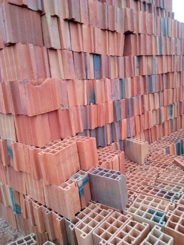 Kajjansi Max Pans