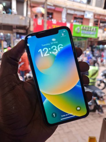 iPhone 11