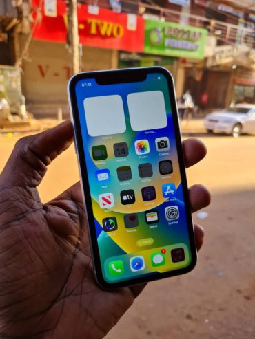 iPhone XR