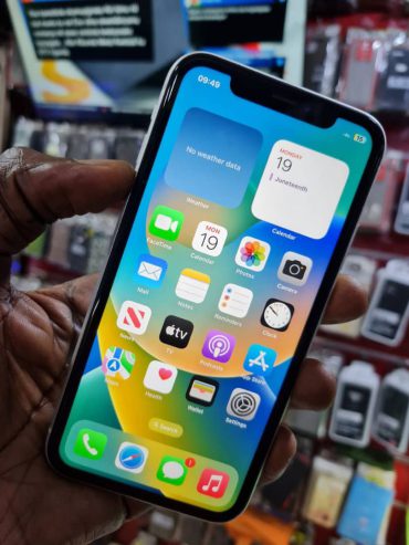 iPhone XR