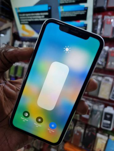 iPhone XR