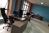 Executive office tablbe