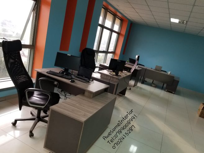 Executive office tablbe
