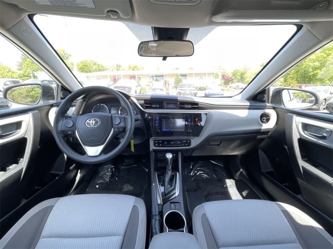Toyota Corolla LE 2019