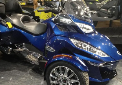 2022-Can-Am-Spyder-F3-S-SPECIAL-EDITION